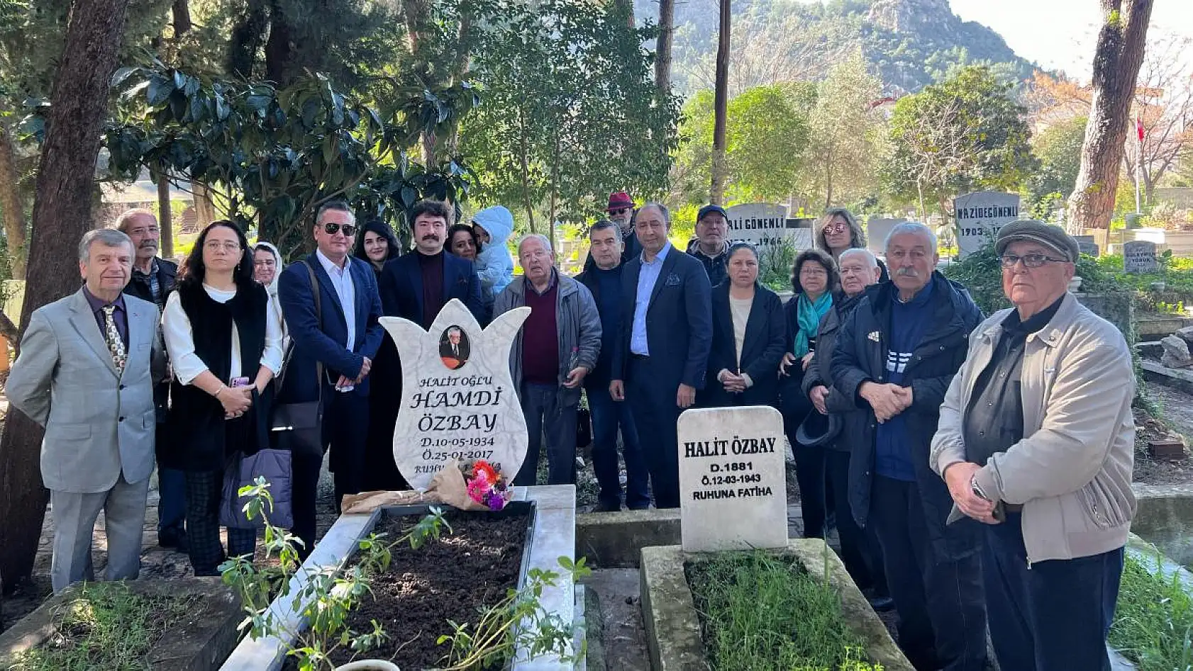 Hamdi Özbay dualarla anıldı