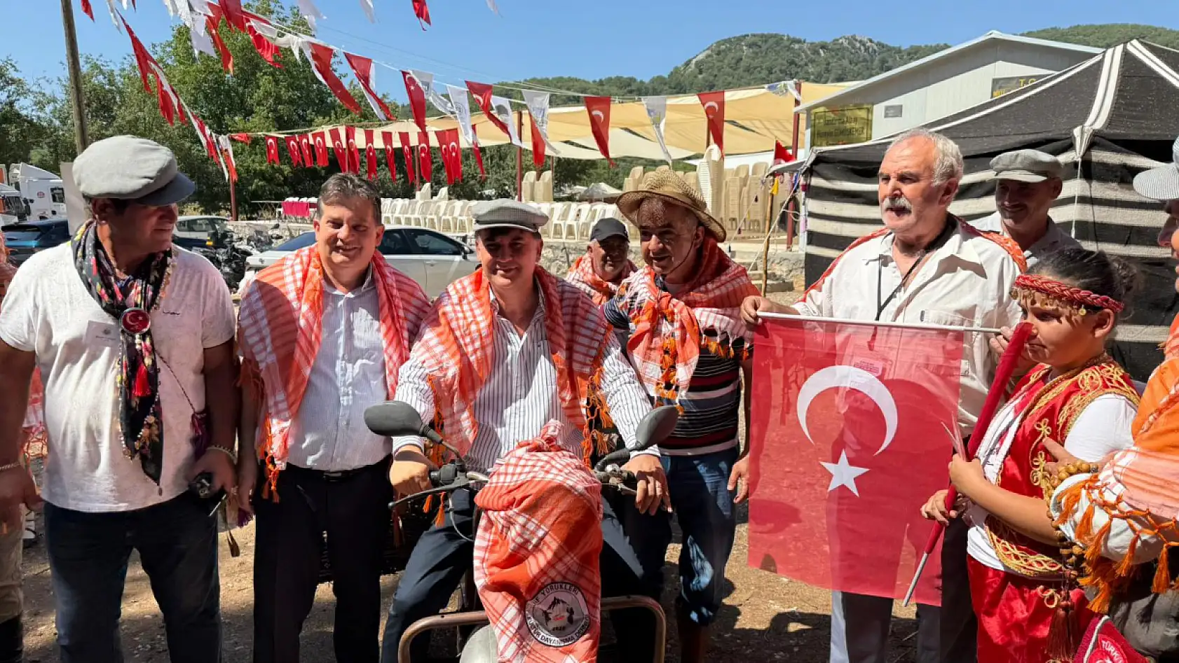 Fethiye Nif'te 13. Geleneksel Yörük Oyunları Şenliği Başladı: 'Kültürümüzü aktarmak adına güzel bir etkinlik'