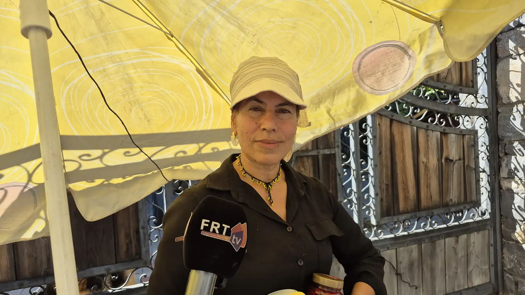 Fethiye Pazar Pazarı'nda Malatyalı girişimci Eda Baştaş'ın doğal lezzetleri