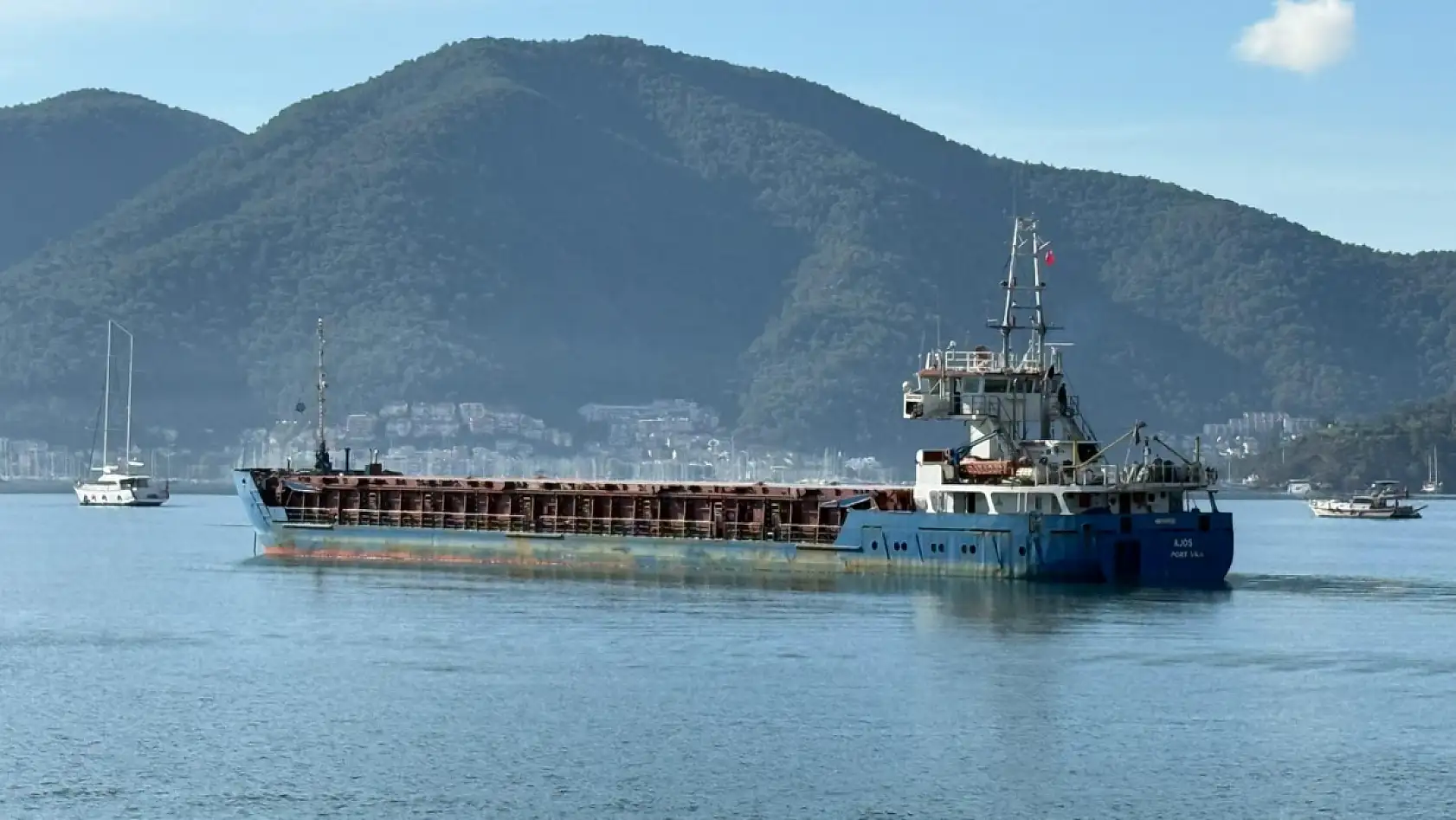 88 Metre Uzunluğundaki AJOS Kargo Gemisi, Fethiye'de