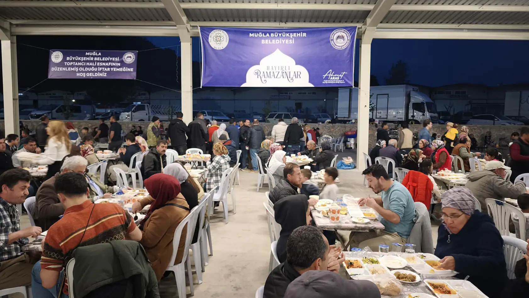 Fethiye Karaçulha Toptancı Hali'nde İftar Buluşmasına Yoğun Katılım