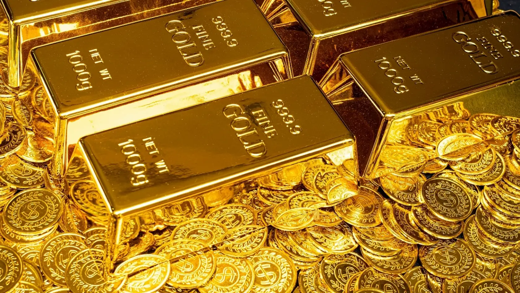 Aylık en yüksek reel getiri külçe altında oldu