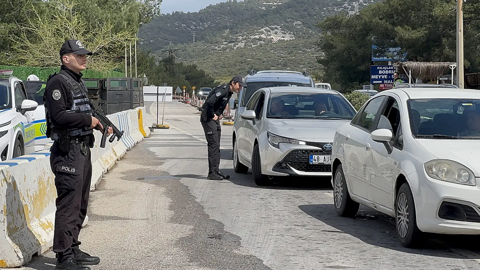Bodrum'a 24 saatte 10 bine yakın aracın giriş yaptığı öğrenildi