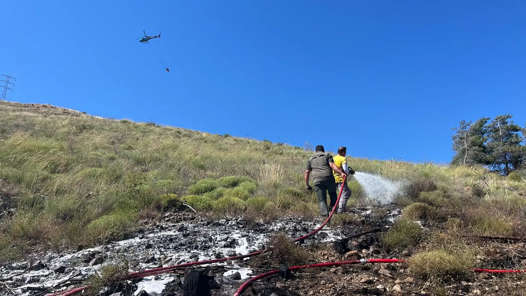 Marmaris'te çıkan orman yangını kontrol altına alındı