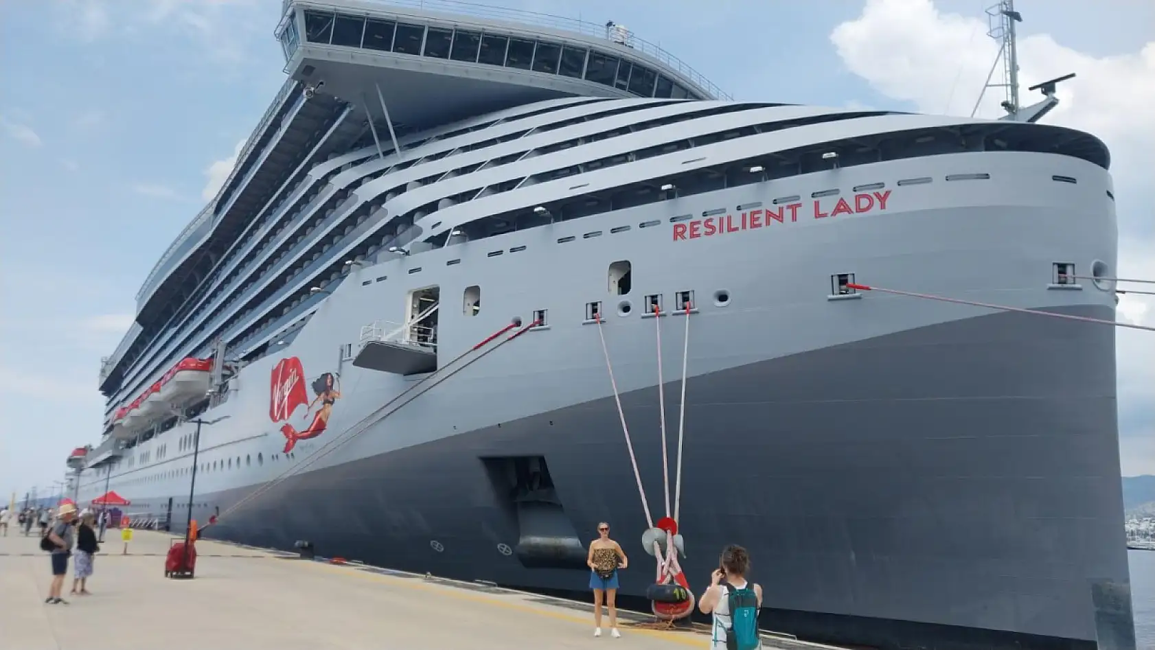 Bodrum'a 'Resilient Lady' kruvaziyeriyle 2 bin 539 yolcu geldi
