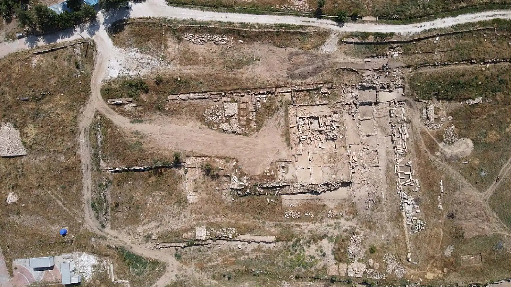 Hyllarima Antik Kenti'nde agoradaki dükkanların bulunduğu alan kazılacak