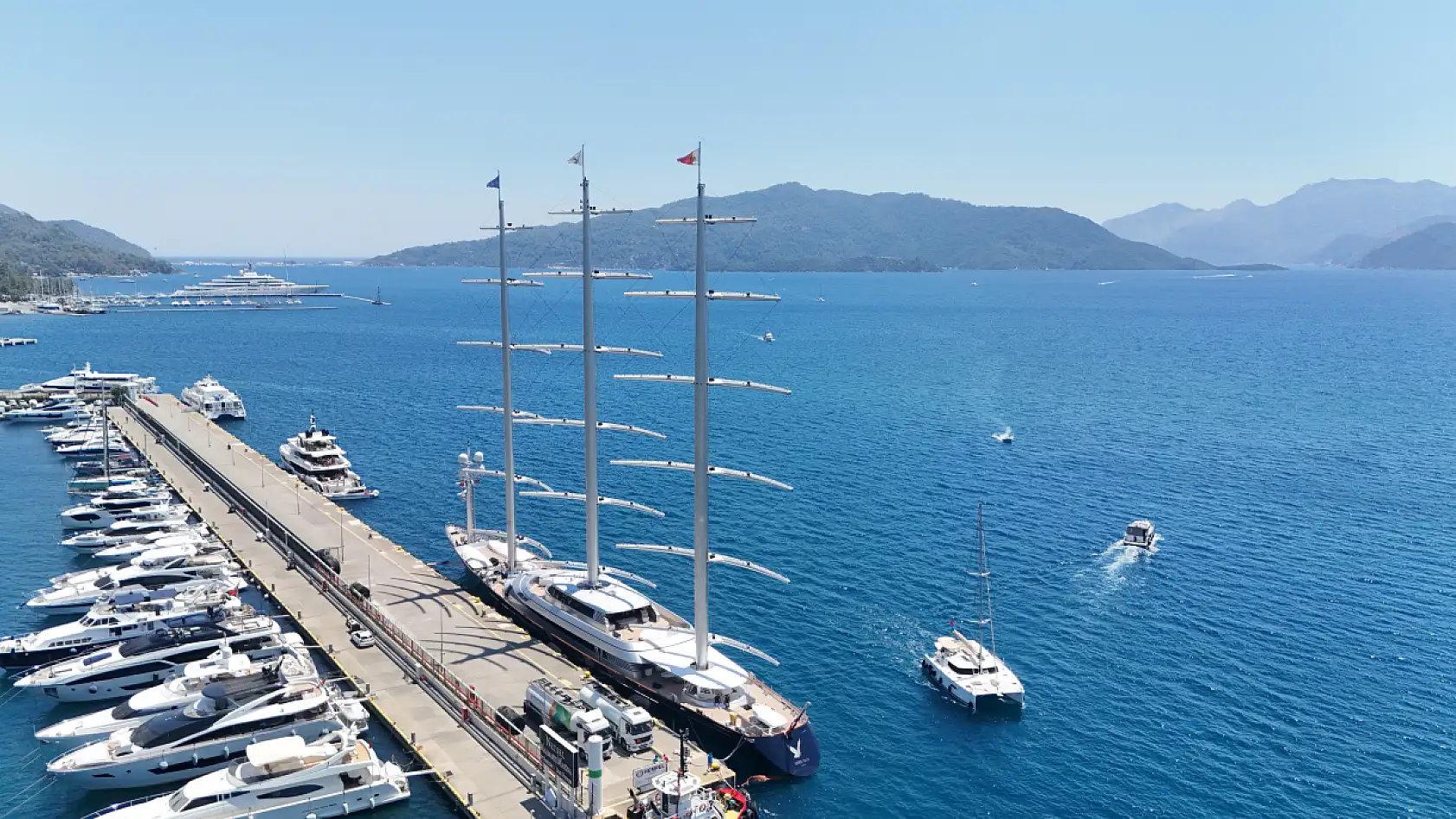 'Maltese Falcon' isimli lüks yat Marmaris'te