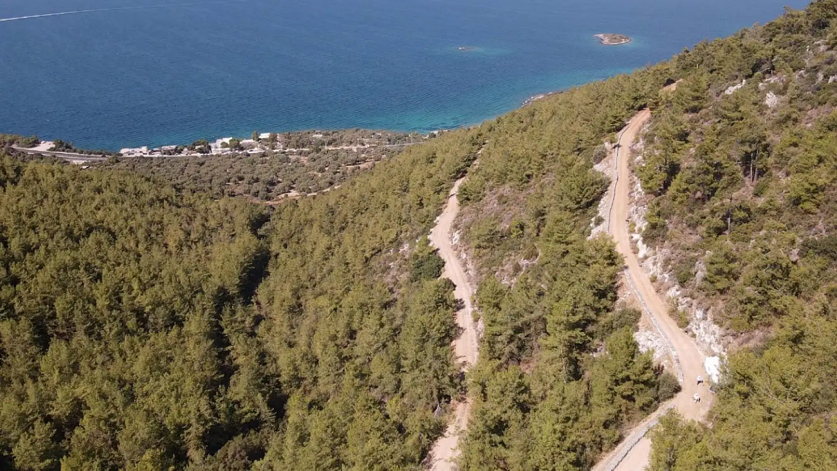 Bodrum'da baba oğul ata mesleği arıcılığı ürün çeşitlendirmesiyle sürdürüyor