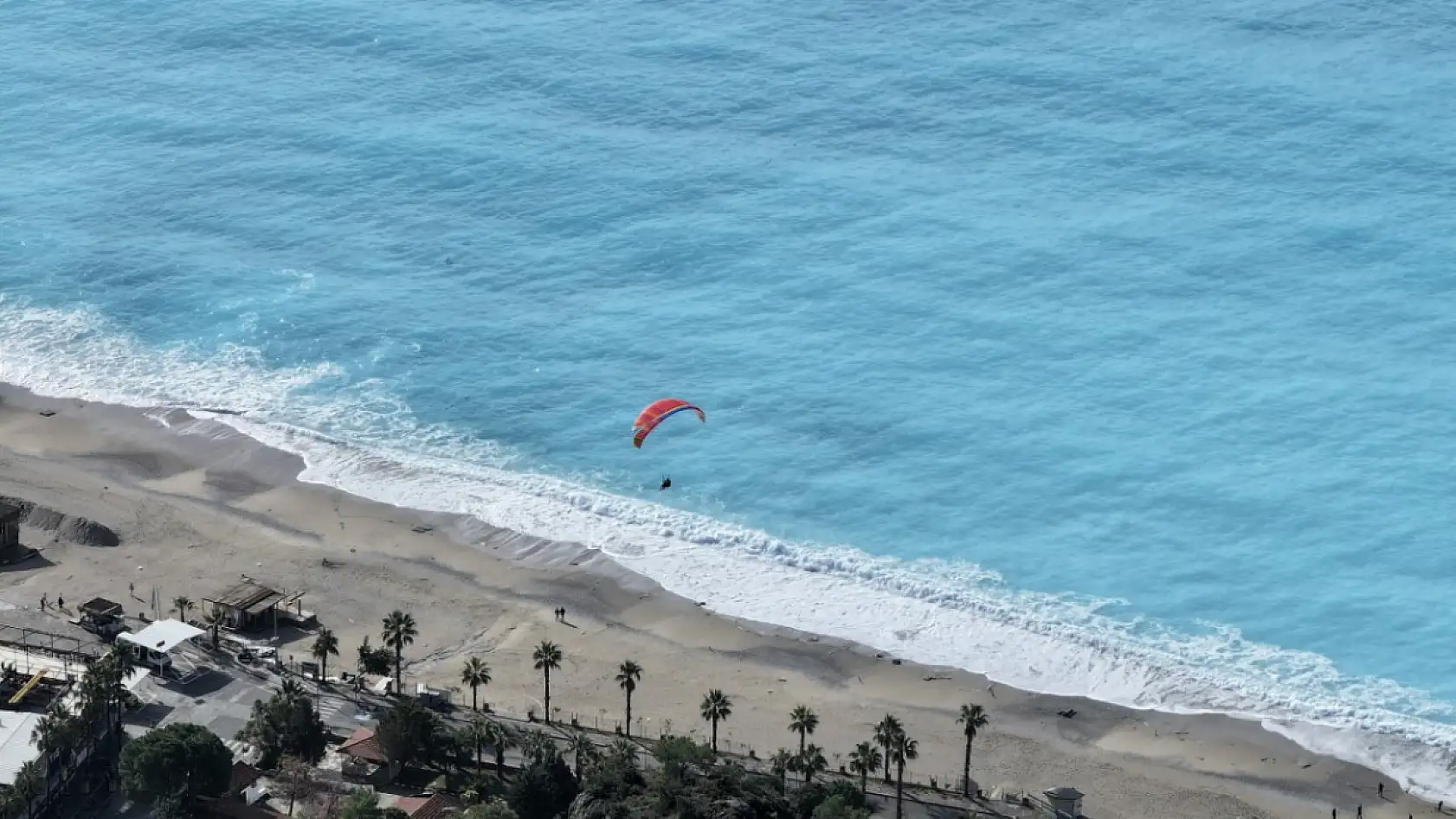 Fethiye Babadağ'dan geçen yıl 194 bin 613 kişi yamaç paraşütüyle uçtu