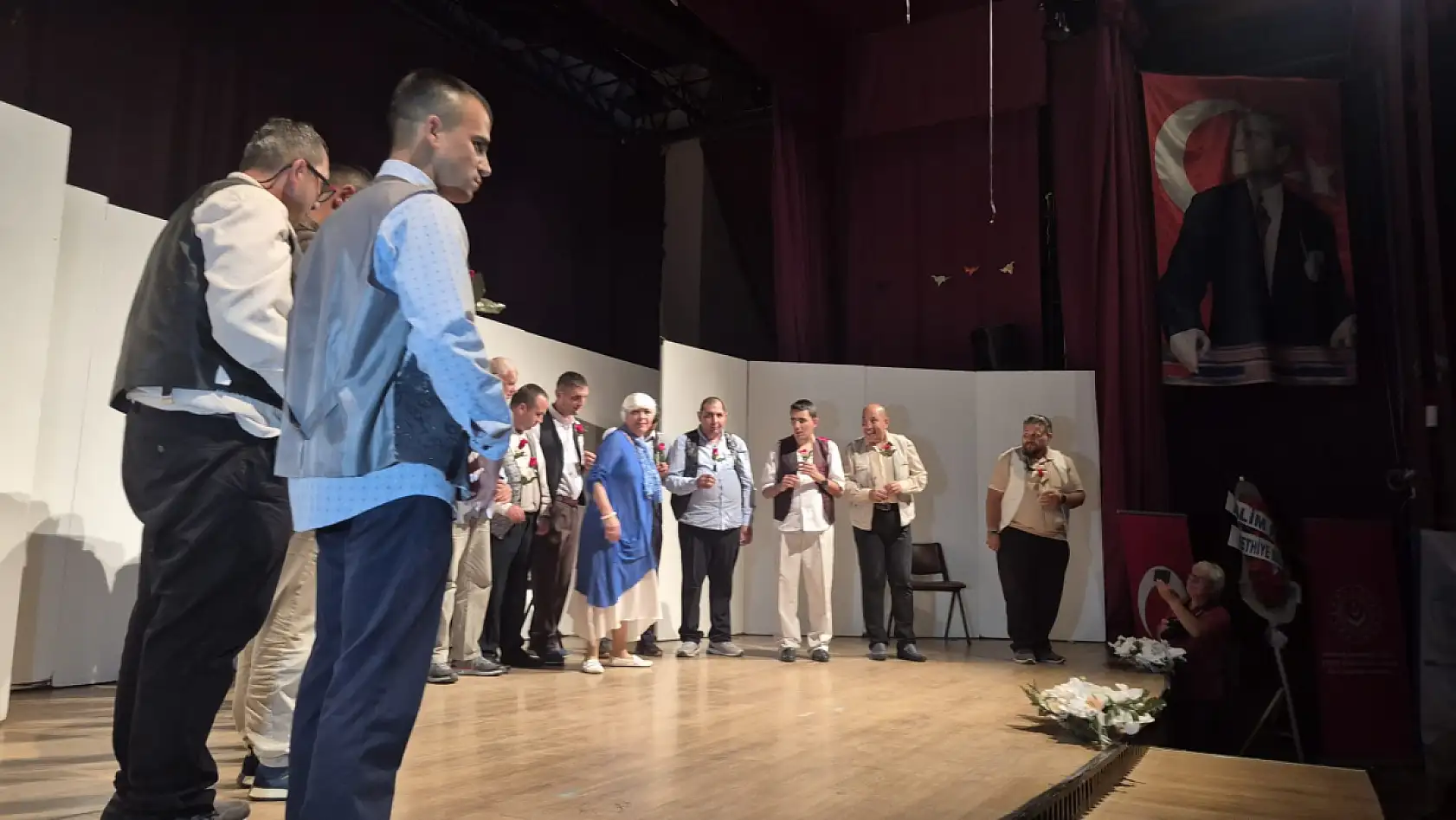 Fethiye'de 'Sanal Alem' dijital bağımlılığa dikkat çekti