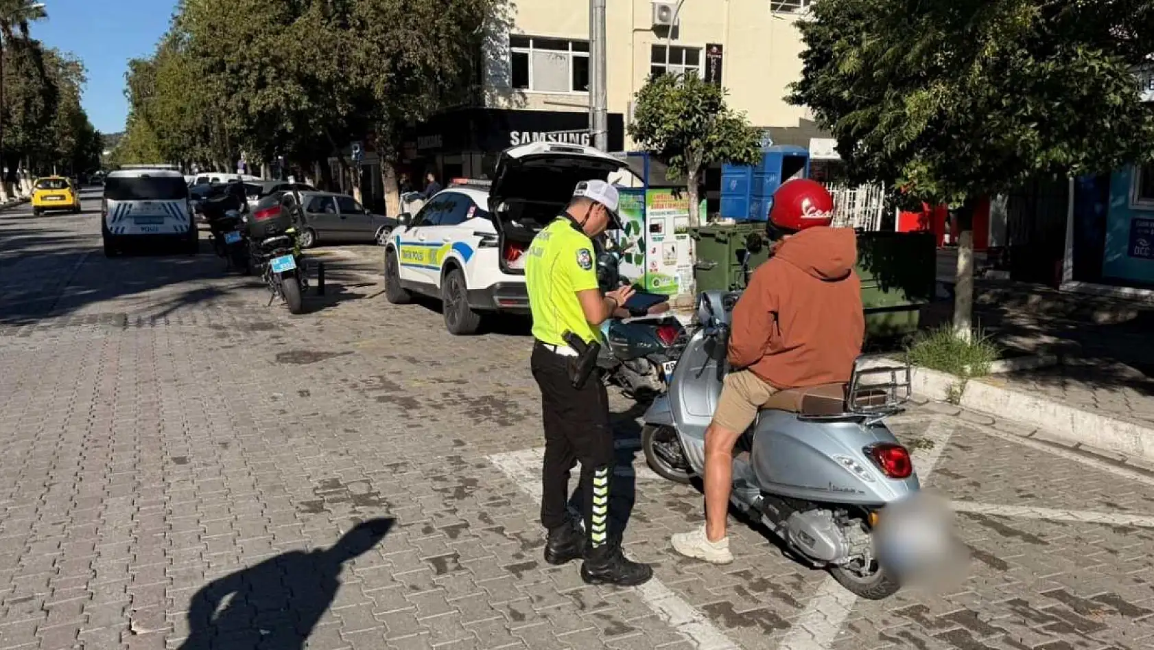 Fethiye'de Polis Ekiplerinden Uygulama: Eksik Evrak ve Kural İhlallerine Ceza