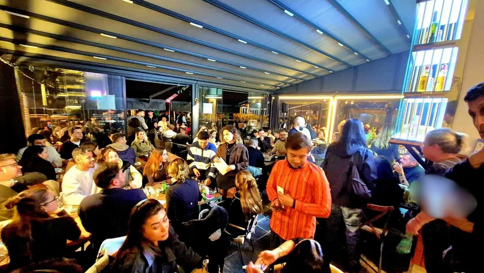 Fethiye' Rise Restoran'da 'Recep İvedik 2' temalı Quiz Night'a yoğun ilgi