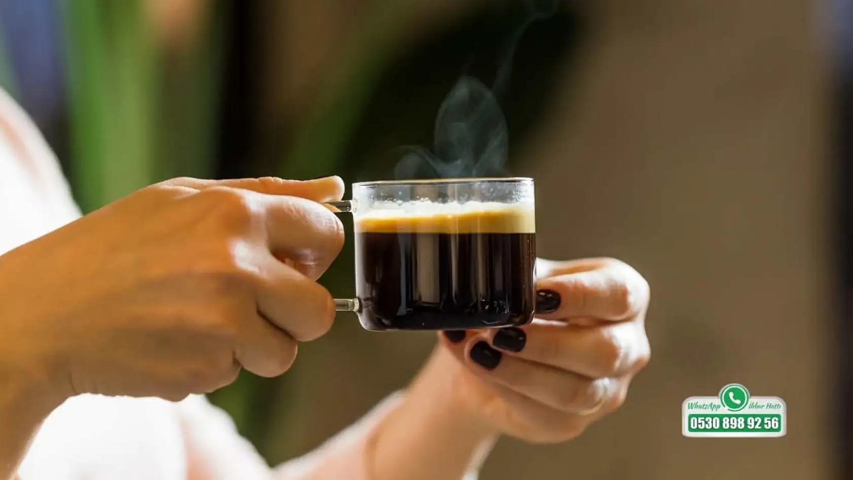 Soğuk havalarla birlikte Fethiye'de sıcak içeceklere ilgi arttı