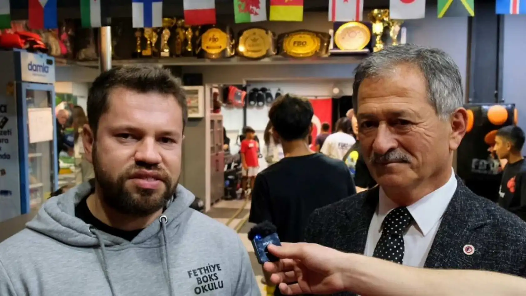 Fethiye'de Başkan Soydemir'e Esnaftan Güçlü Destek: 'Açık yürekliliğiyle gönlümüzde yer etti'