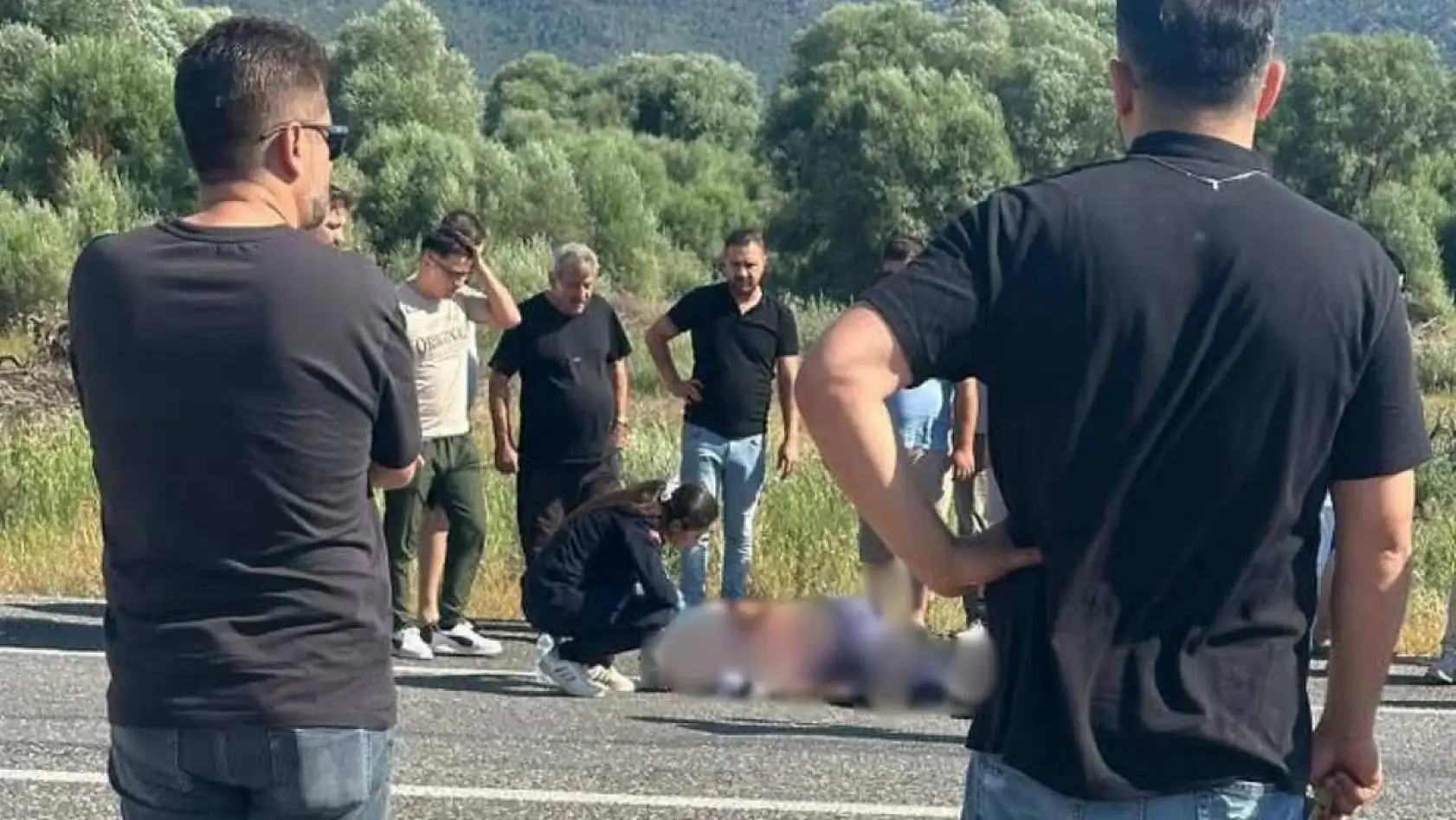 Otomobilin çarptığı bisiklet sevdalısı sağlık çalışanı hayatını kaybetti
