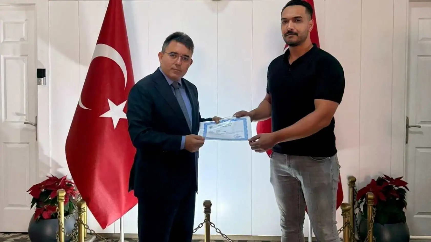Marmaris'te duyarlı polis memurları ödüllendirildi