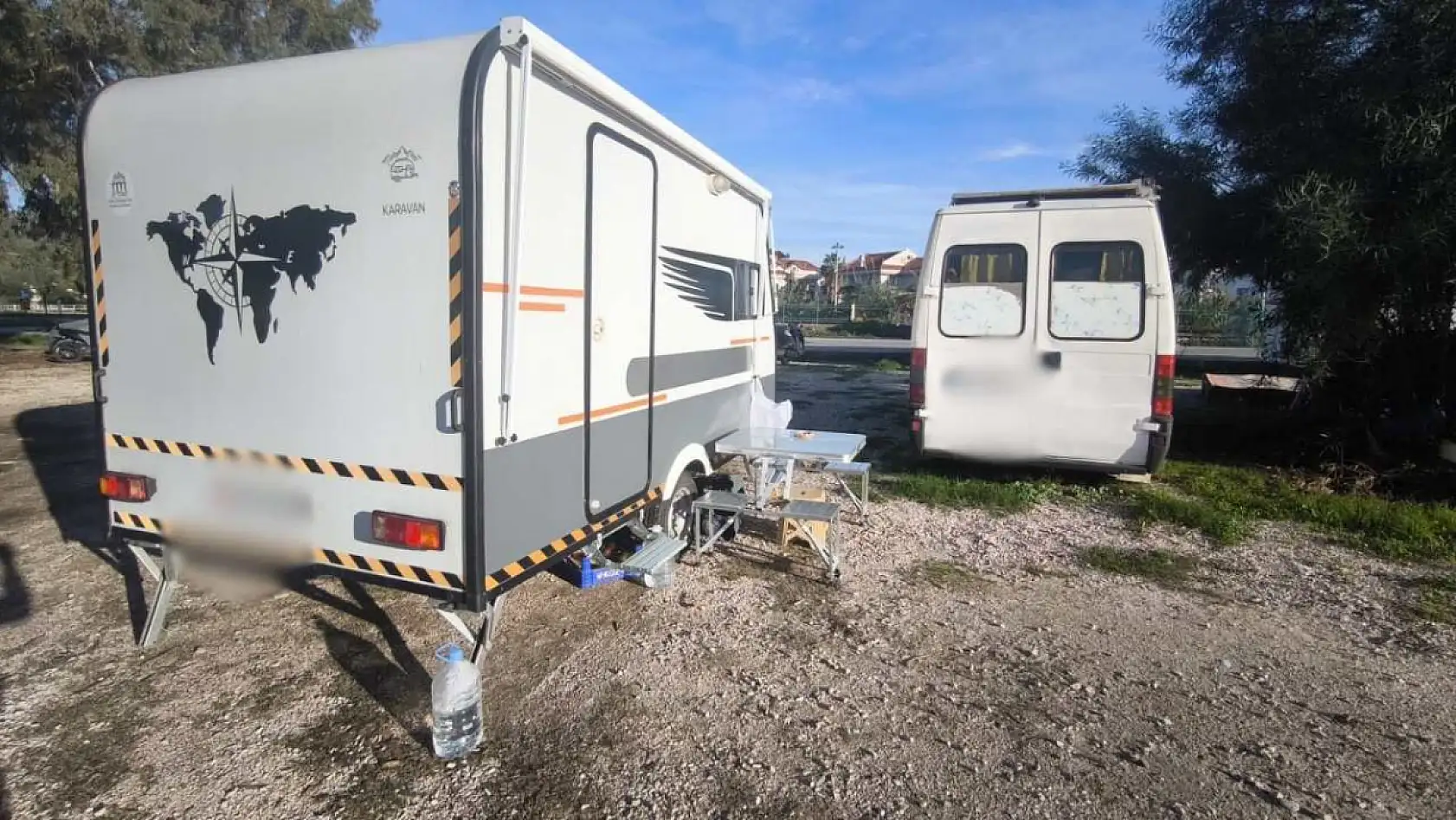 Fethiye'de İkinci El Pazar Yanındaki Karavanlar Kaldırılıyor