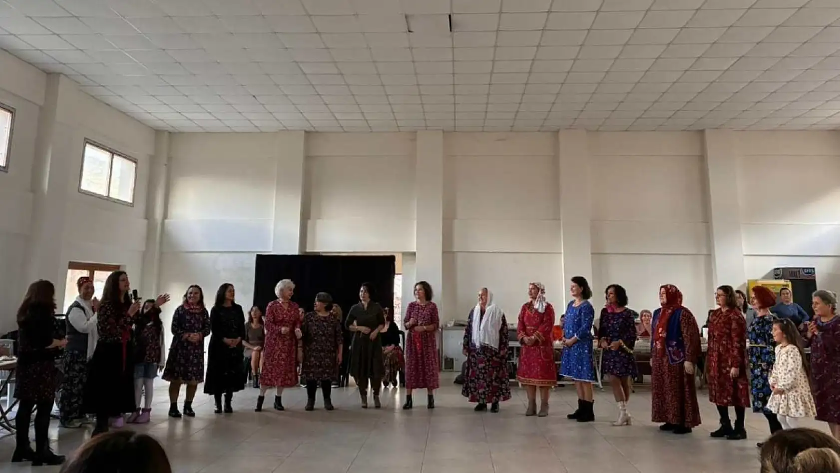 Fethiye Halk Eğitim'den Üzümlü ve İncirköy Kursiyerlerine Kaynaşma Çayı