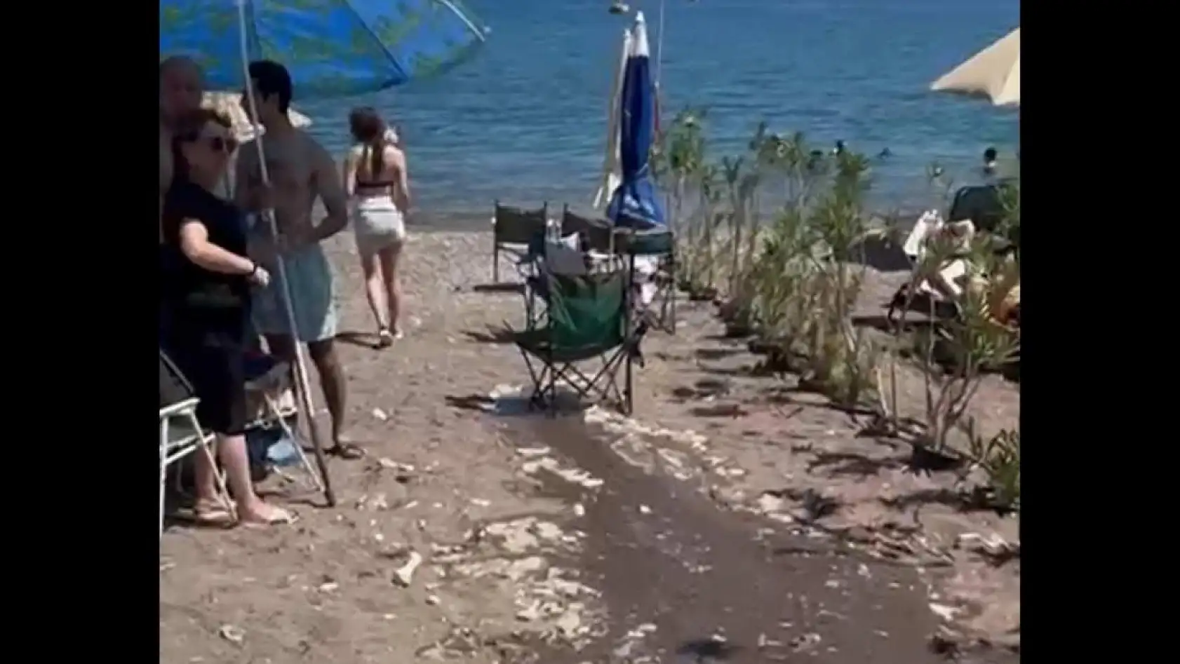 Marmaris'te otelin havuz suyu halk plajına aktı