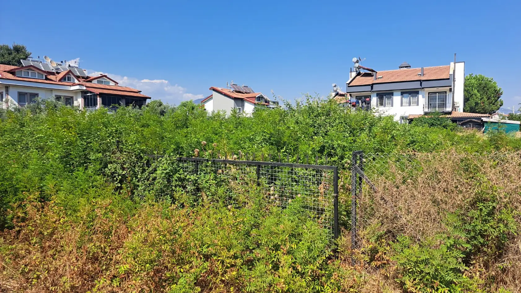 Fethiye Belediyesi'nden arsa sahiplerine temizlik uyarısı