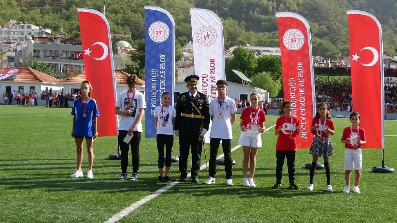 Cumhuriyet'in 100. yılı törenlerle kutlandı