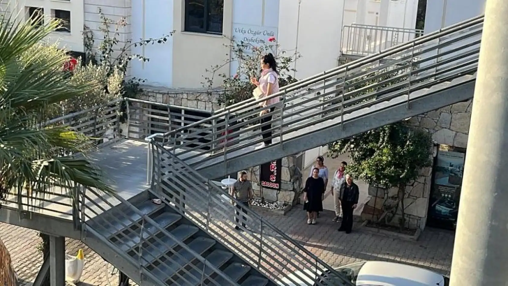 Anma etkinlikleri, meydandaki törenle başladı