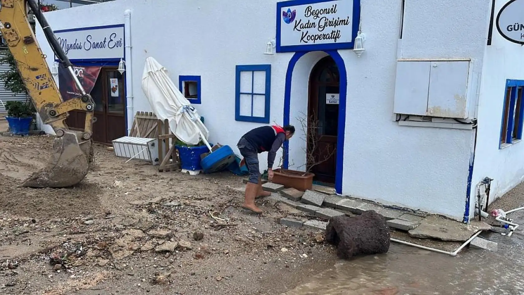 Bodrum'da Fırtına Tekneleri Batırdı