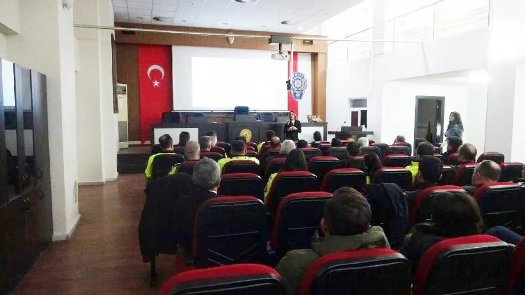 Muğla'da trafik polislerine eğitim