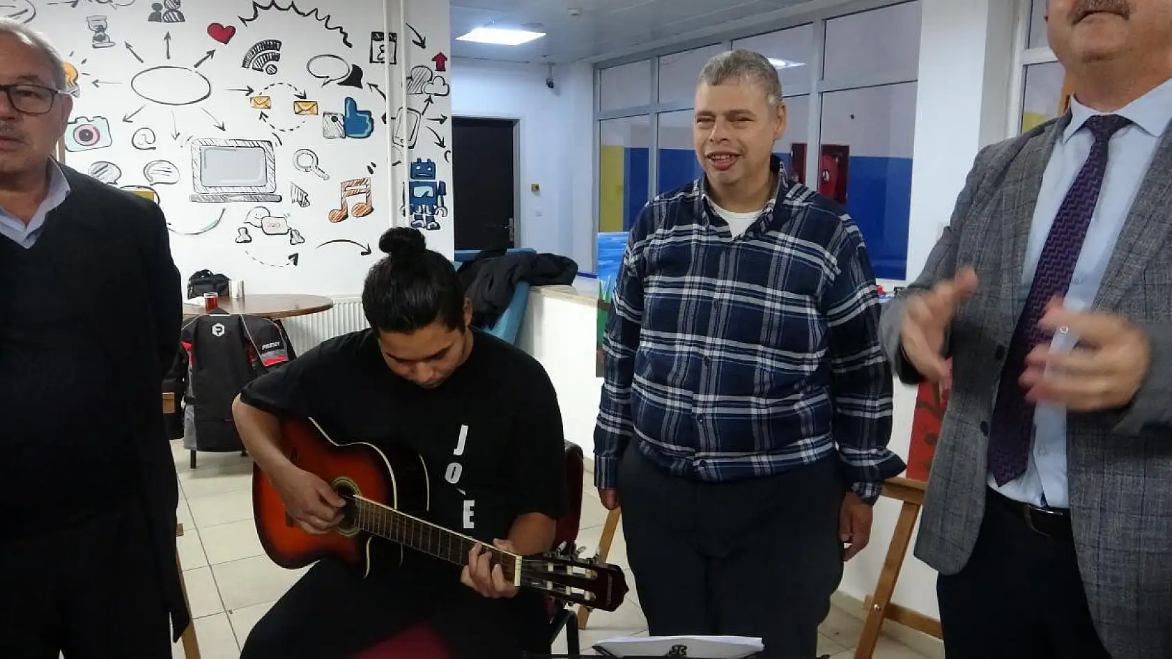 Bir yıl boyunca yaptıkları ürünleri sergilediler