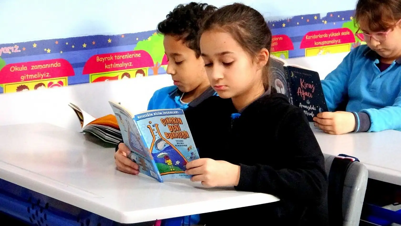 'Bir Kitap Bir İnsan Projesi' yoğun ilgi gördü