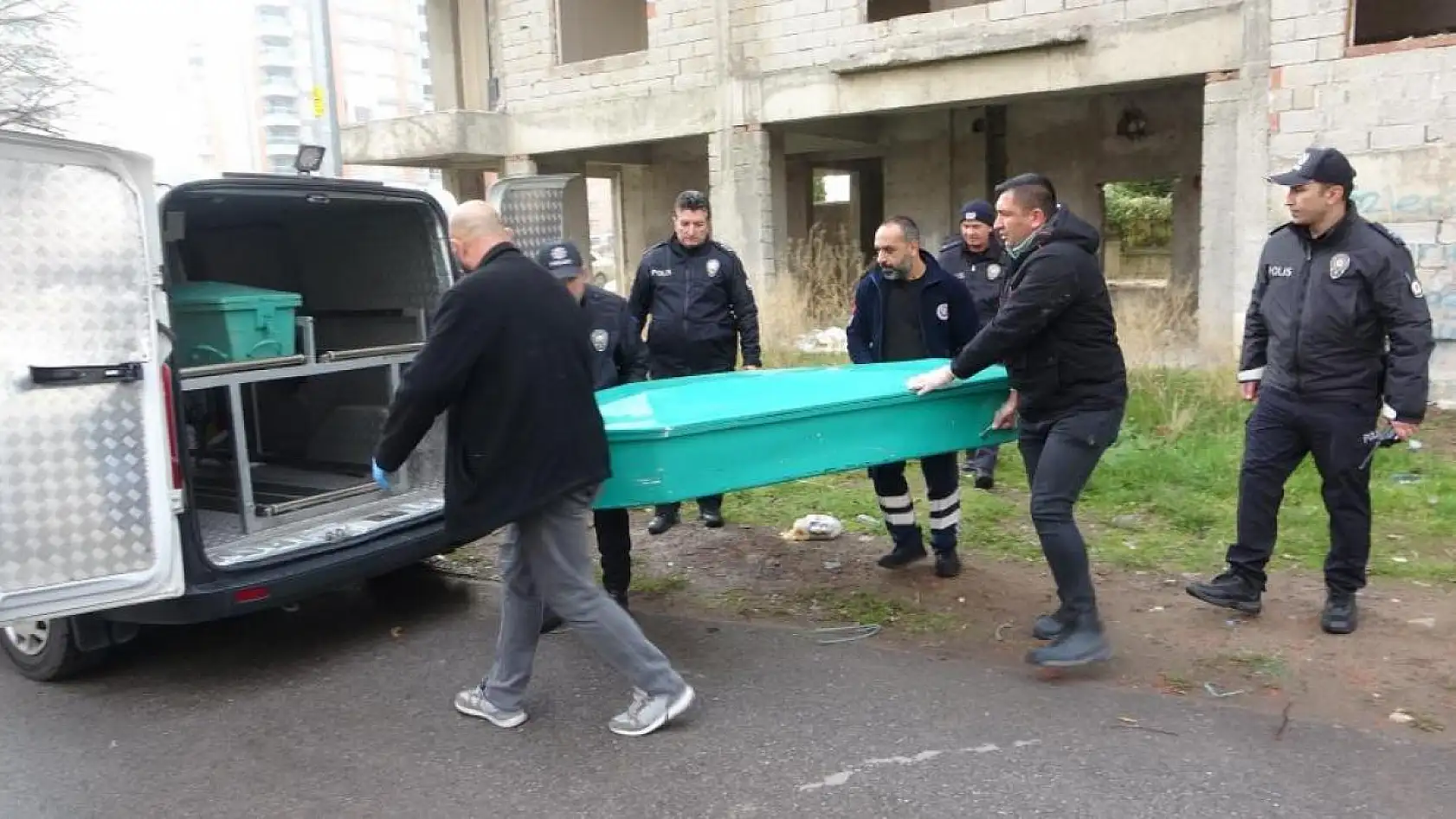 13 yaşındaki çocuk, 12 yaşındaki çocuğu öldürdü!