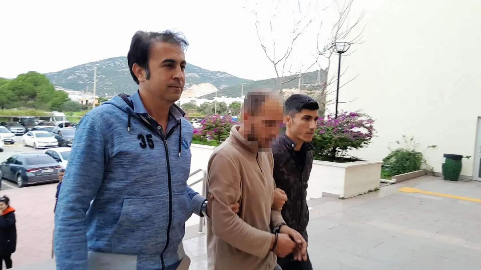 Motosiklet hırsızı yakayı ele verdi