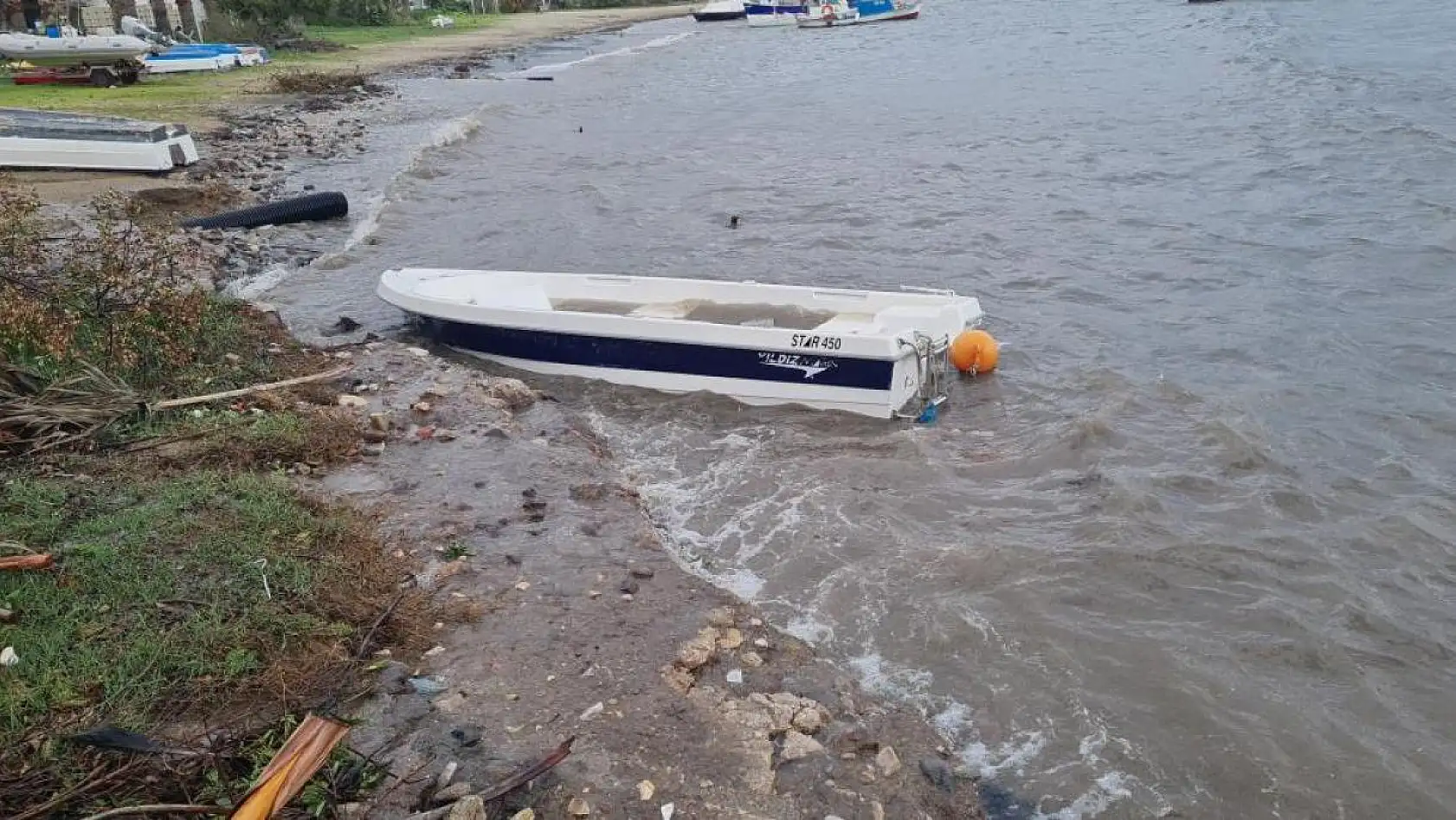 Fırtına hayatı olumsuz etkiledi