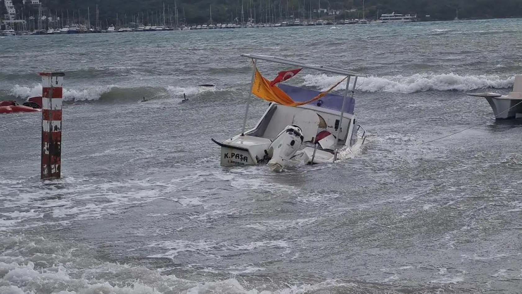 Fırtına hayatı olumsuz etkiledi