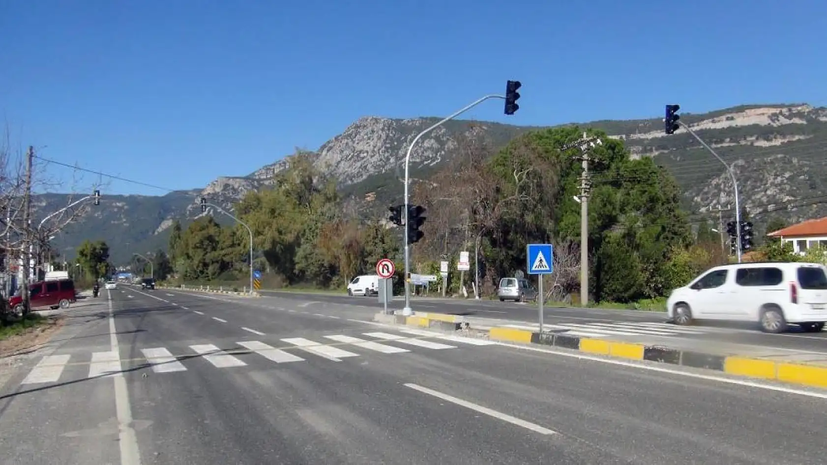 Ölüm kavşağı sinyalizasyona kavuştu