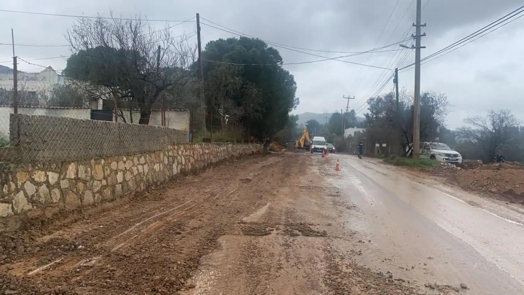 Belediye Yolda Çalışma Başlattı