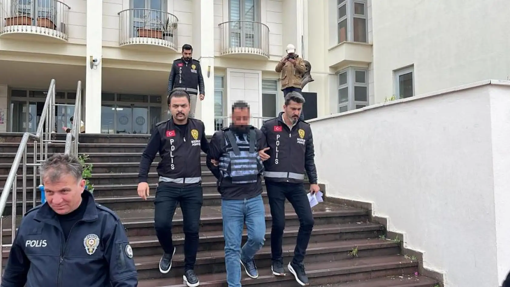 Husumetlisini vurarak öldüren katil zanlısı tutuklandı