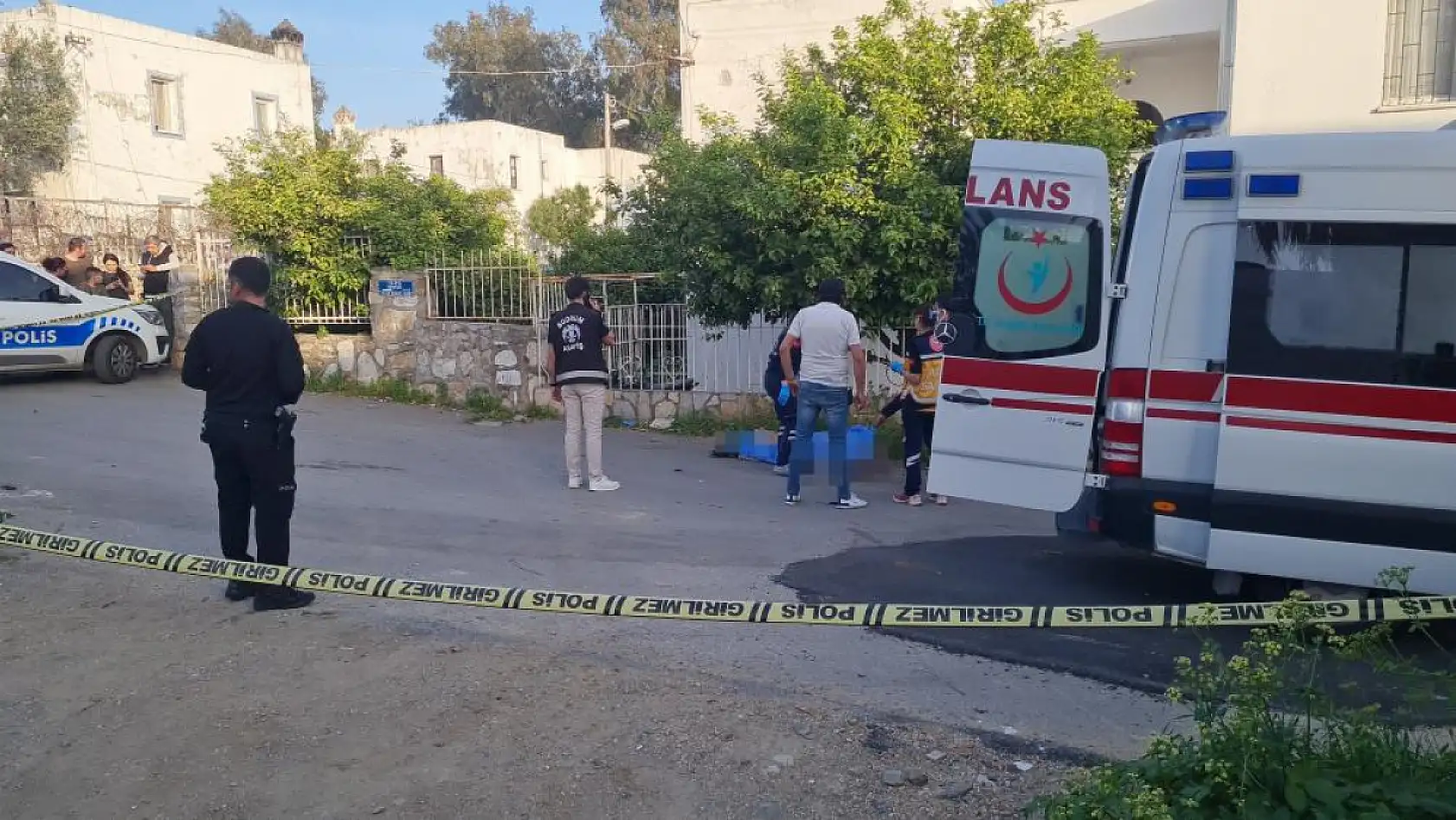 Bodrum'da Komşusunu sokak ortasında öldürdü