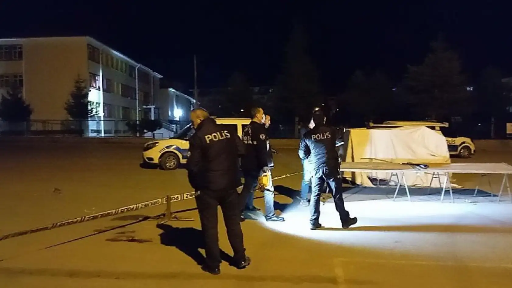 İki grubun kavgası hastanede bitti: 1'i ağır 9 yaralı