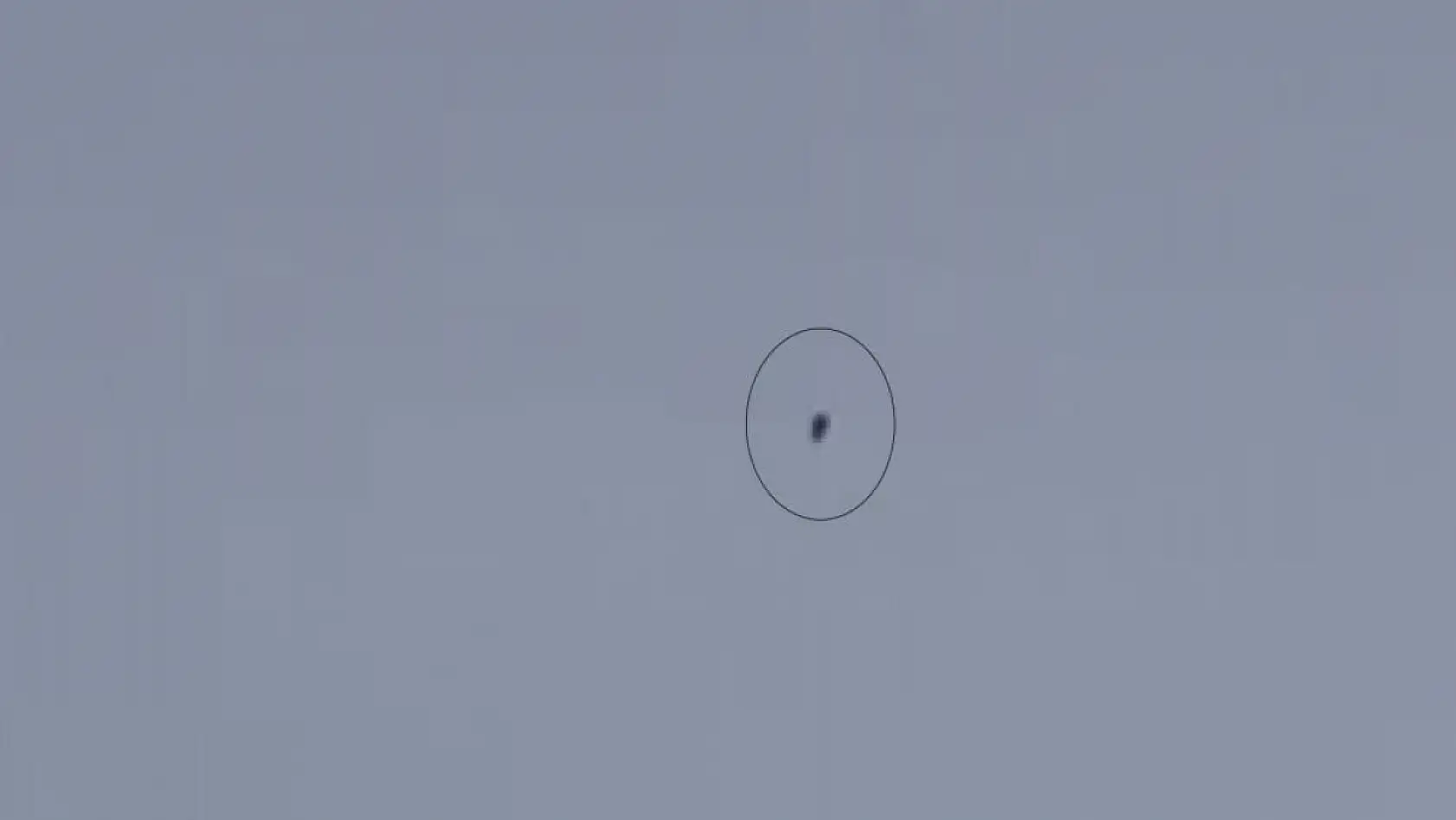 Gökyüzünde görülen cisimler merak uyandırdı