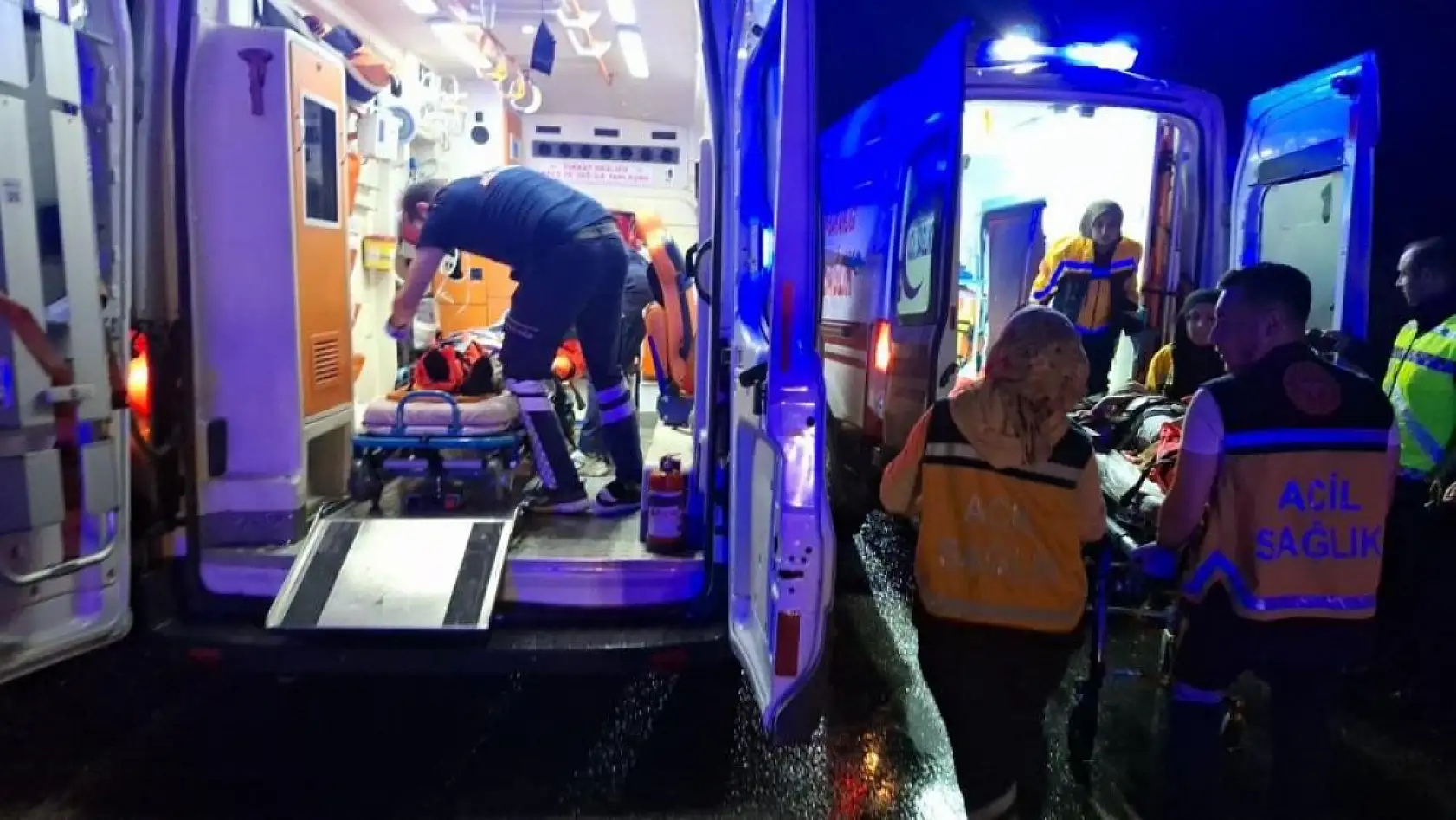 Anne ve kızı feci kazada hayatını kaybetti