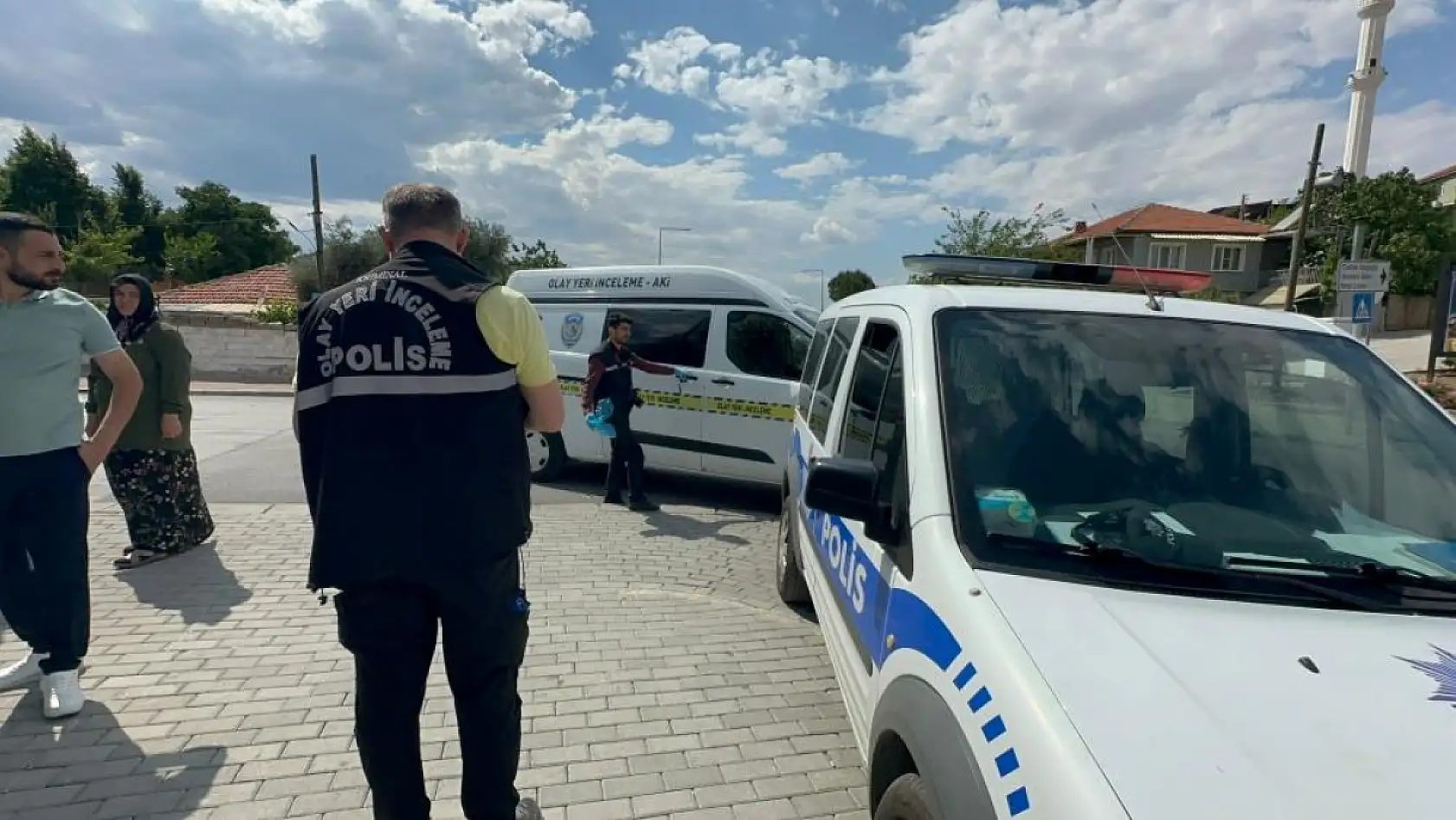 3 çocuk babası evinde ölü bulundu