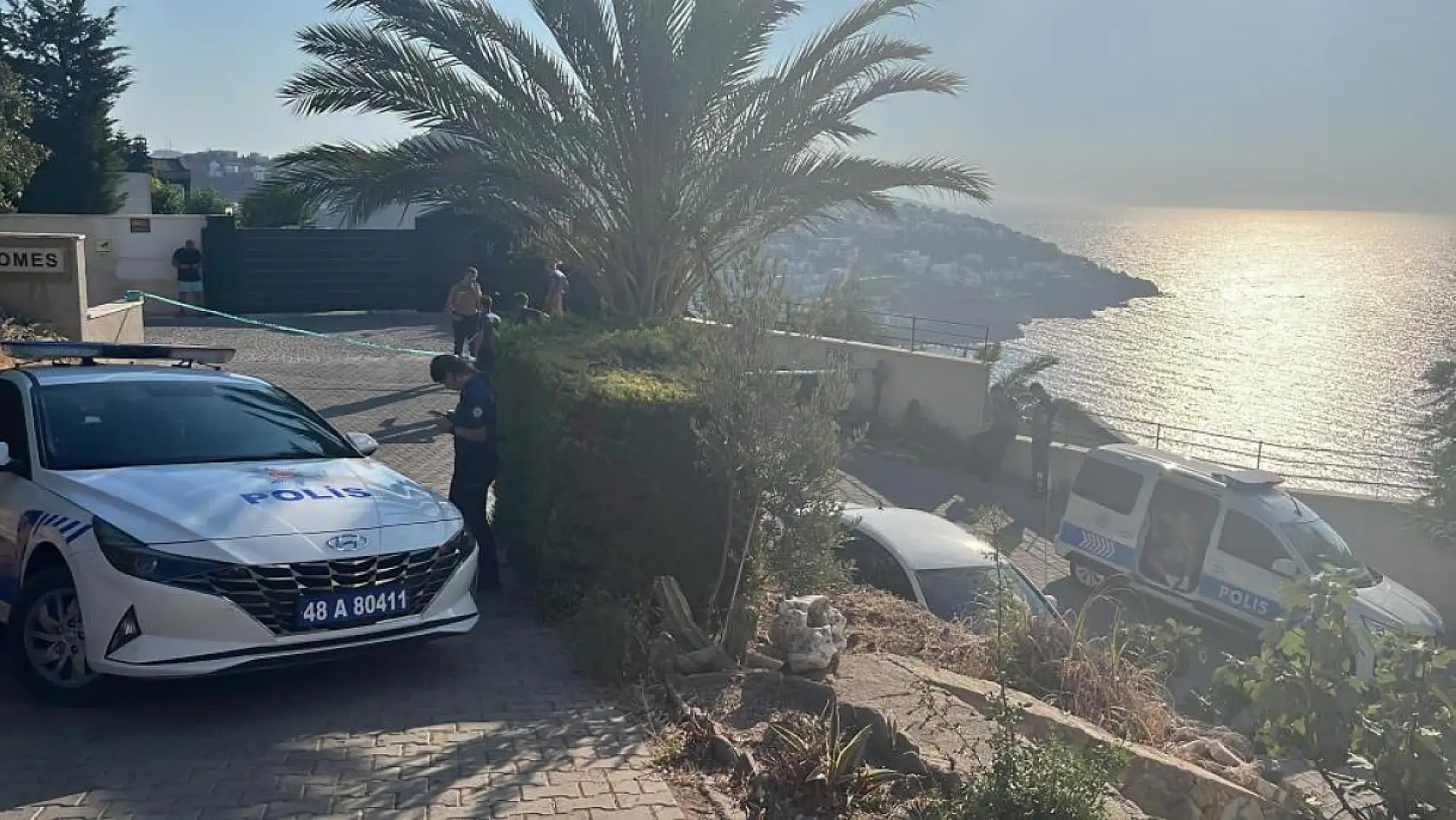 Depremden Kurtuldu Şiddetin Gölgesinde Kaldı