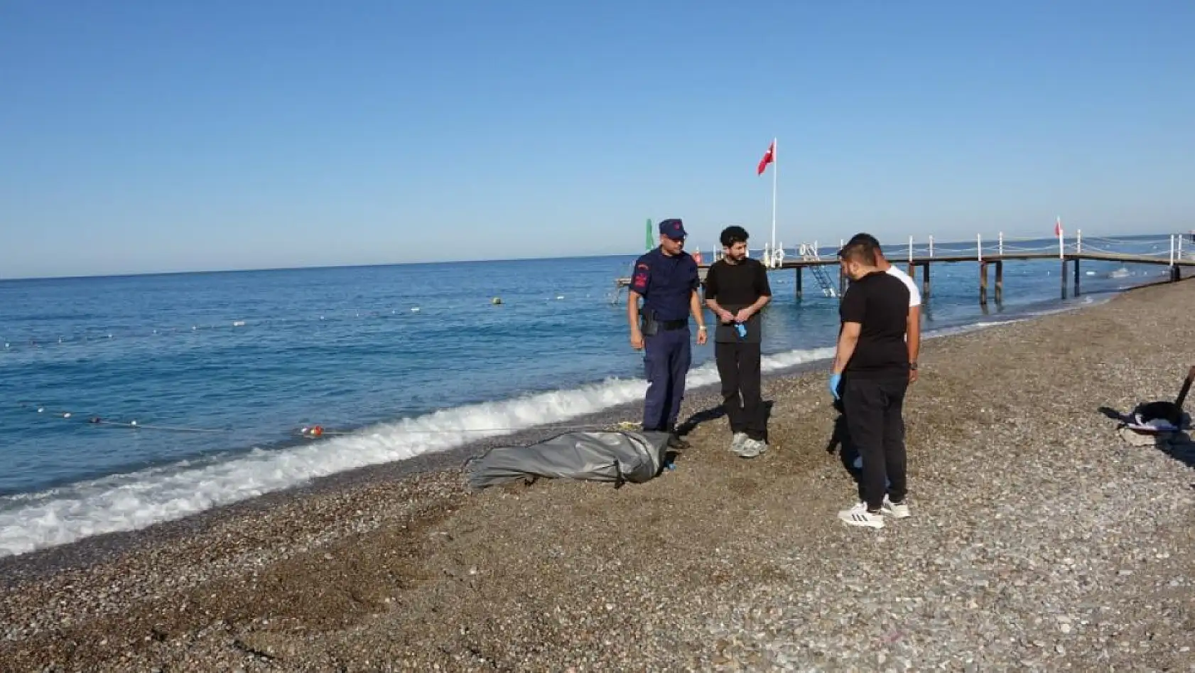 Sahilde 19 yaşındaki gencin cansız bedeni bulundu