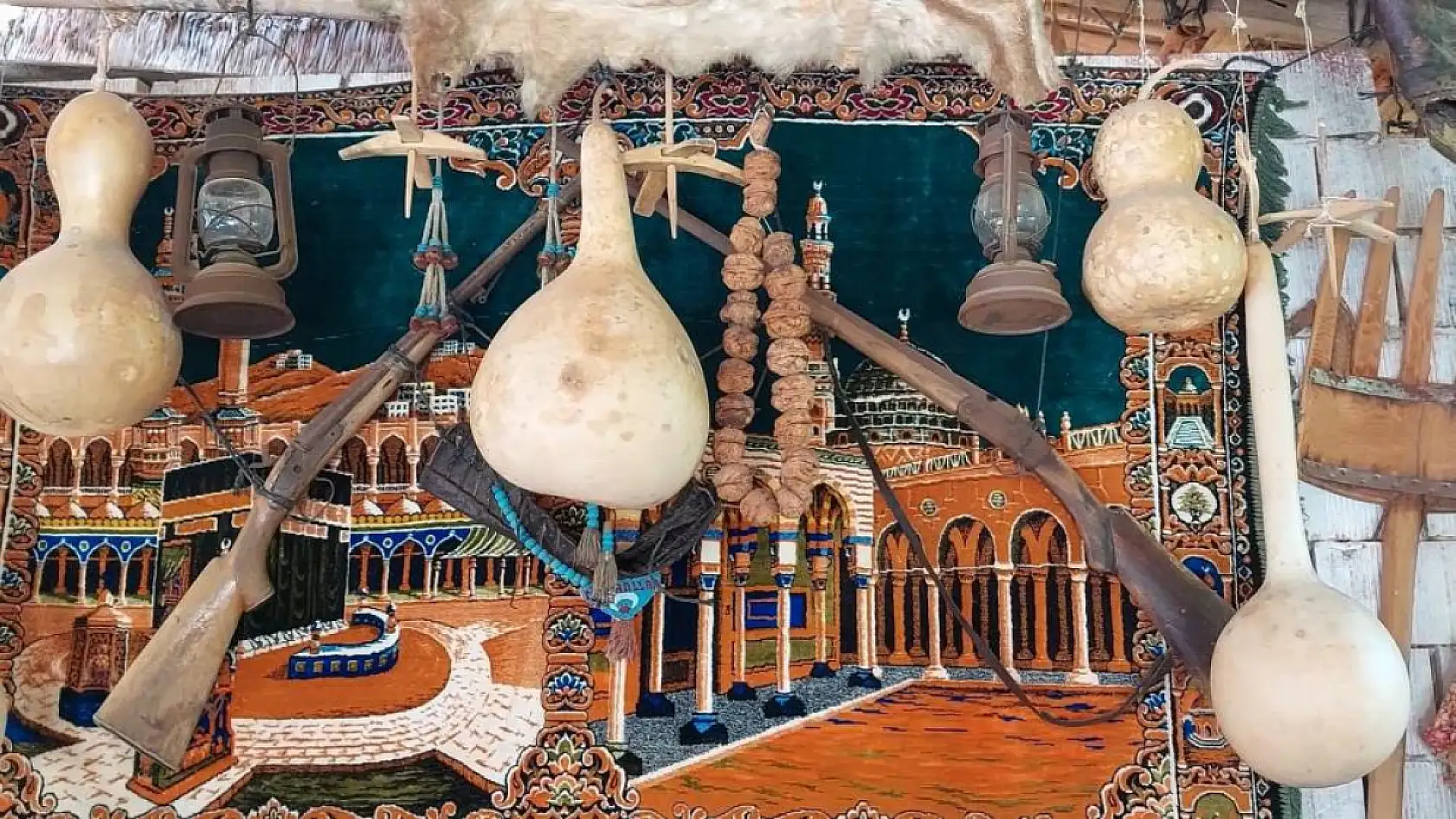 Köyün Mirası Evinde Yaşıyor