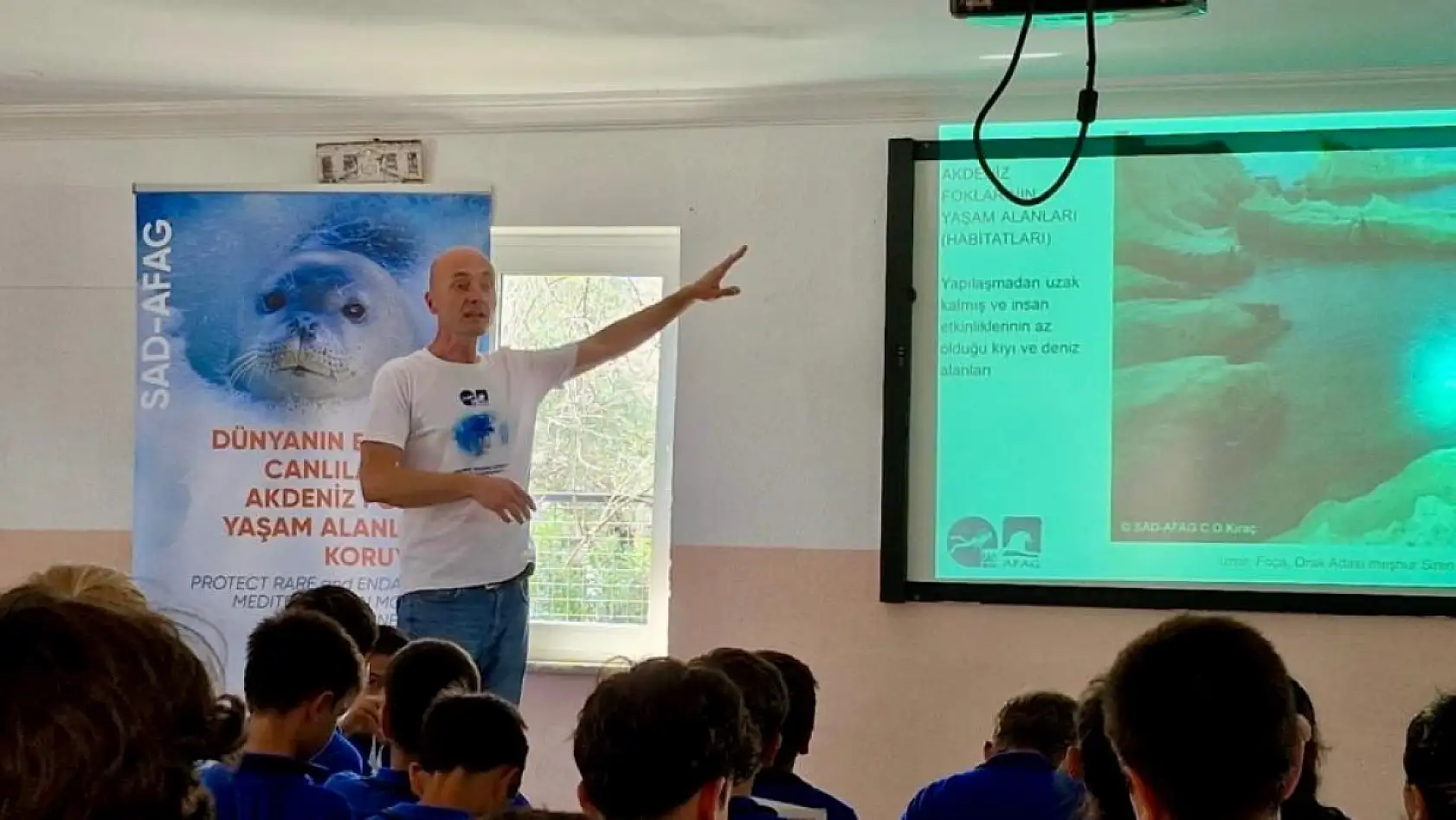 Köyceğiz'de öğrencilere Akdeniz Foku anlatıldı