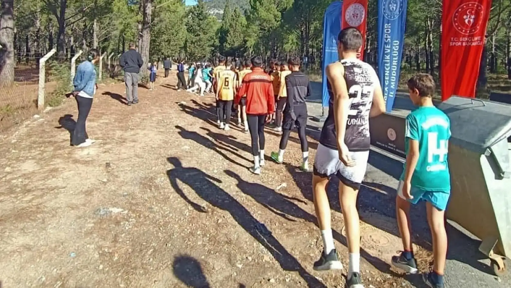 Ula'da 29 Ekim Cumhuriyet Bayramı kapsamında Atletizm yarışması düzenlendi