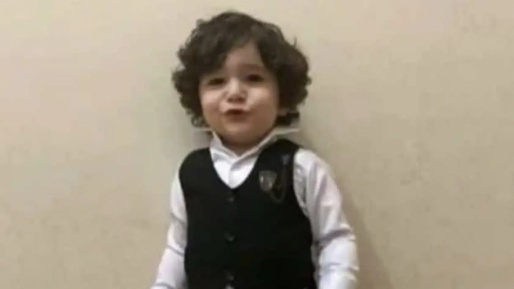 Maganda kurşunuyla hayatını kaybeden minik Muhammet, gözyaşlarıyla uğurlandı