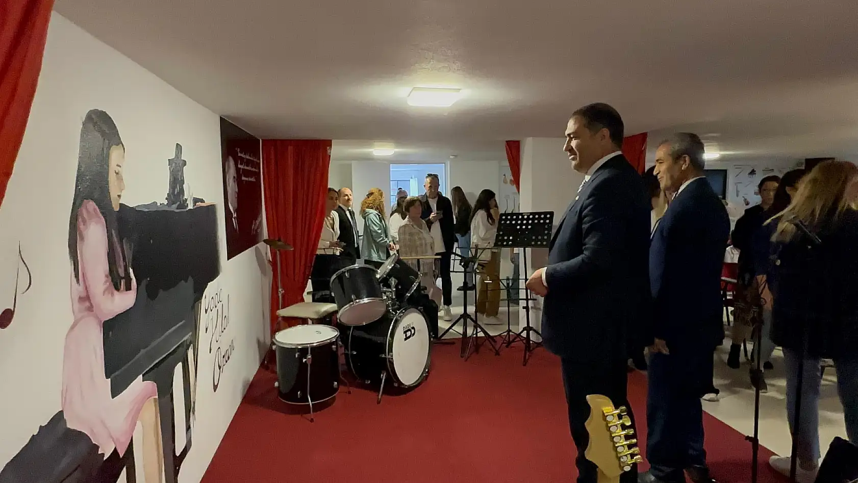 6 Şubat depremlerinde yaşamını yitiren Yade'nin hatırası okulunda yaşatılacak