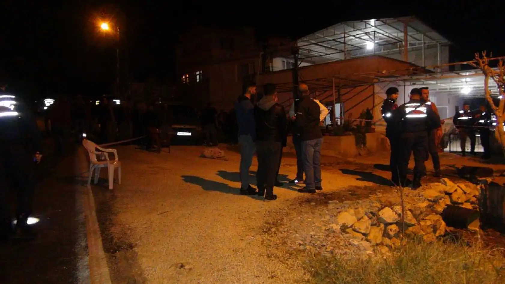 Av tüfeğiyle dehşet saçtı: Eşini ve kayınbiraderini öldürdü